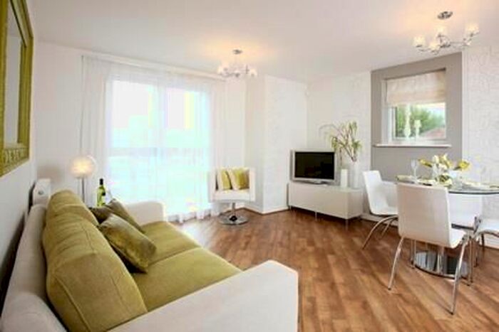 2 Bedroom Flat To Rent In Hayes Green, Roseway Avenue, Manchester, M44