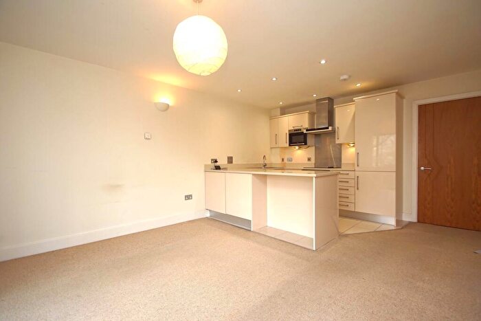 2 Bedroom Apartment To Rent In Conrads Yard, Cowbridge, SG14
