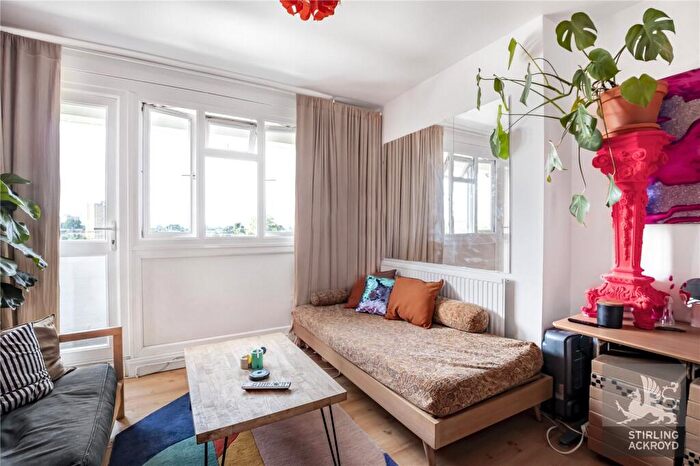 4 Bedroom Apartment To Rent In Marcon Court, Amhurst Road, Hackney, London, E8