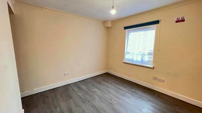 1 Bedroom Flat To Rent In High Town Road, Luton, LU2