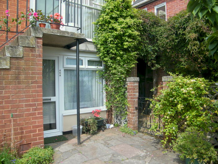 Apartment To Rent In Buddle Lane, Exeter, EX4