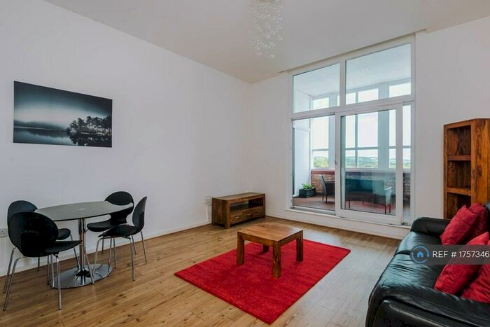 1 Bedroom Flat To Rent In Holden Mill, Bolton, BL1