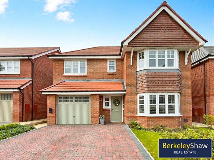4 Bedroom Detached House For Sale In Torentun Close, Thornton, L23