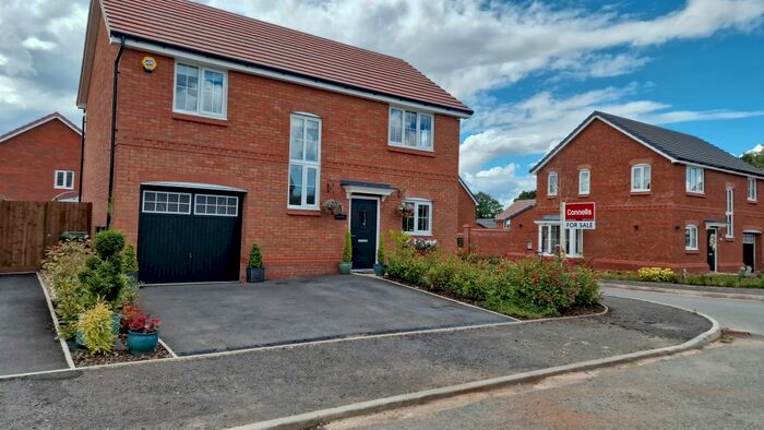 4 Bedroom Detached House For Sale In Malayan Close, Brinsford, Wolverhampton, WV10