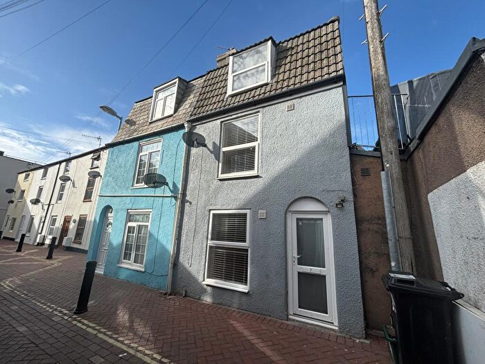 2 Bedroom House To Rent In Caroline Place, Weymouth, DT4