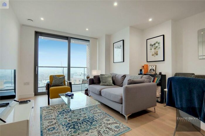 1 Bedroom Apartment To Rent In Heritage Tower, Crossharbour, Canary Wharf, E14