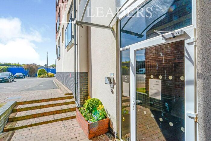 2 Bedroom Apartment For Sale In Saddlery Way, Chester, Cheshire, CH1