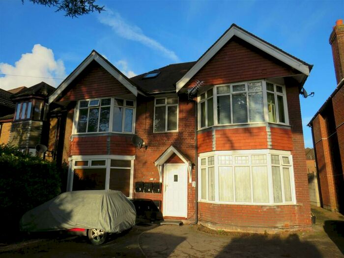 1 Bedroom Flat To Rent In Cobden Avenue, Southampton, SO18