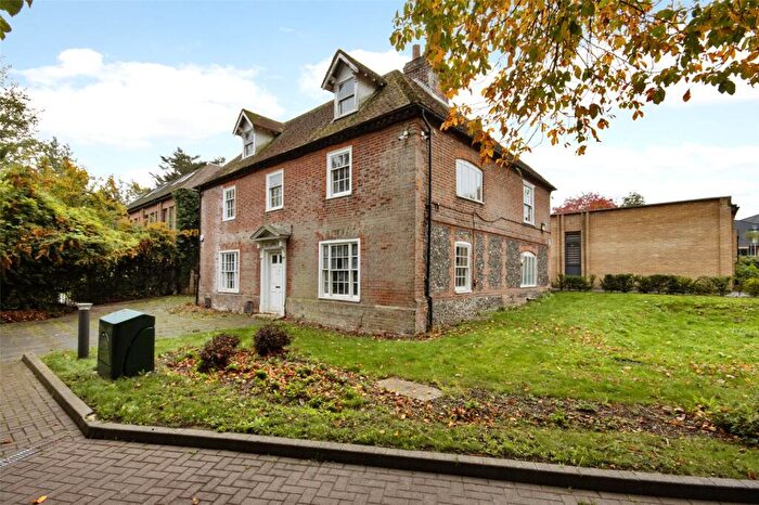 House For Sale In North Ash Road, New Ash Green, Kent, DA3