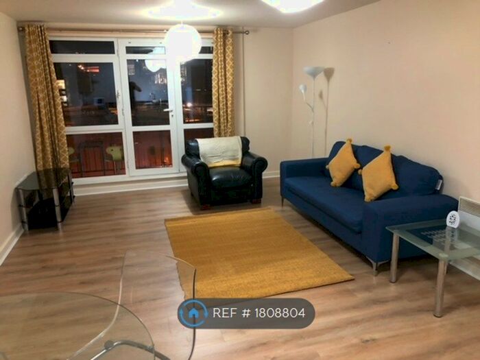 2 Bedroom Flat To Rent In Beauchamp House, Coventry, CV1