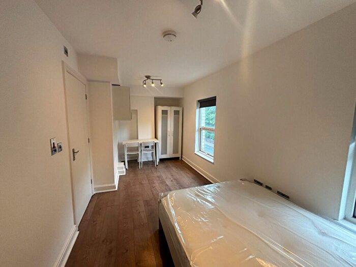 Studio To Rent In Room, Eccles Old Road, Salford, M6