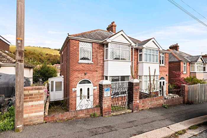 3 Bedroom Semi-Detached House For Sale In Markland Road, Elms Vale, Dover, CT17