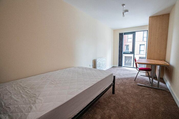 2 Bedroom Apartment To Rent In Ecco, S11