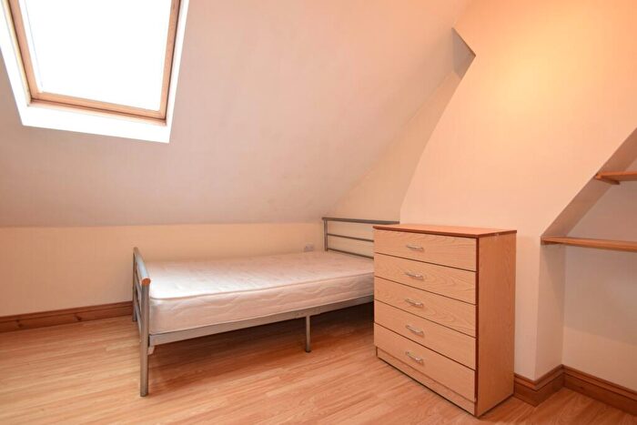 7 Bedroom House To Rent In North Road, Cardiff, CF10