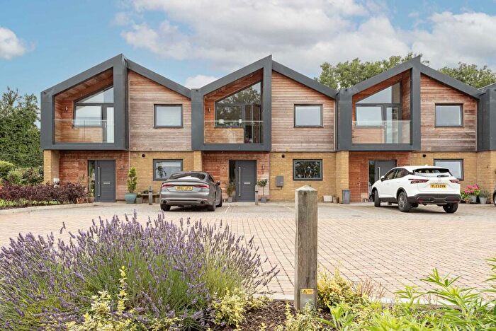 3 Bedroom House For Sale In Wilstone Wharf, Wilstone, HP23