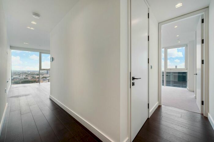 2 Bedroom Flat To Rent In Casson Sq, London, London, SE1