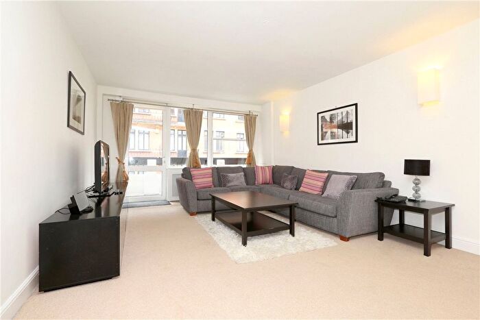 2 Bedroom Flat To Rent In Weymouth Street, Marylebone, London, W1W
