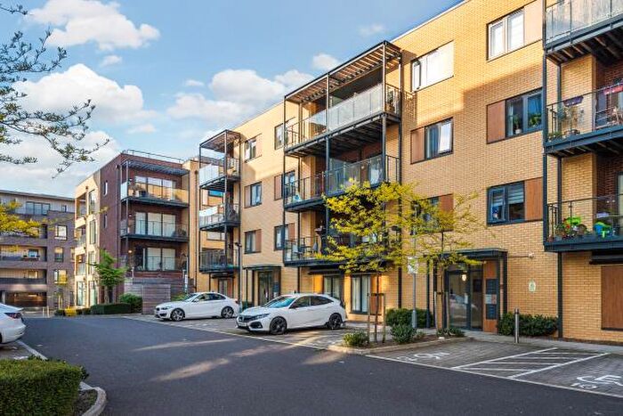 1 Bedroom Apartment For Sale In Silverworks Close, London, NW9