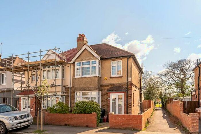 3 Bedroom Property To Rent In Helen Avenue, Feltham, TW14