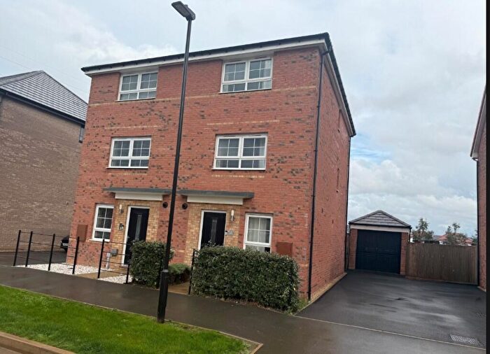 4 Bedroom Semi-Detached House For Sale In Len Pick Way, PE10