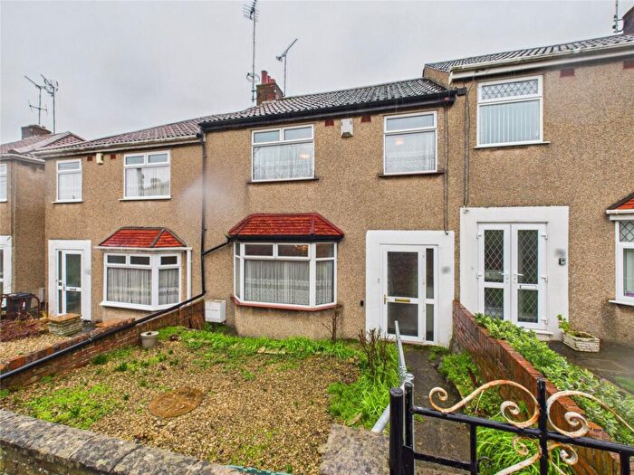 3 Bedroom Terraced House For Sale In Gilbert Road, Kingswood, Bristol, BS15