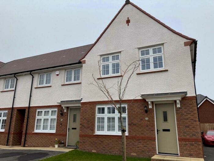 3 Bedroom End Of Terrace House To Rent In Lave Way, Caldicot, NP26