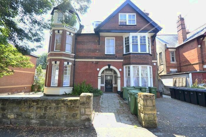 2 Bedroom Flat To Rent In Woodland Vale Road, St Leonards On Sea TN37