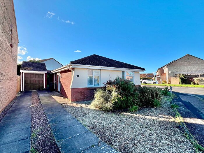 3 Bedroom Detached Bungalow For Sale In Marden Grove, Taunton - No Onward Chain!, TA1
