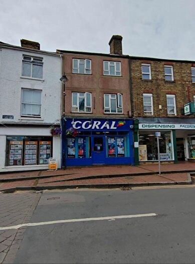 1 Bedroom Flat To Rent In High Street, Snodland, ME6