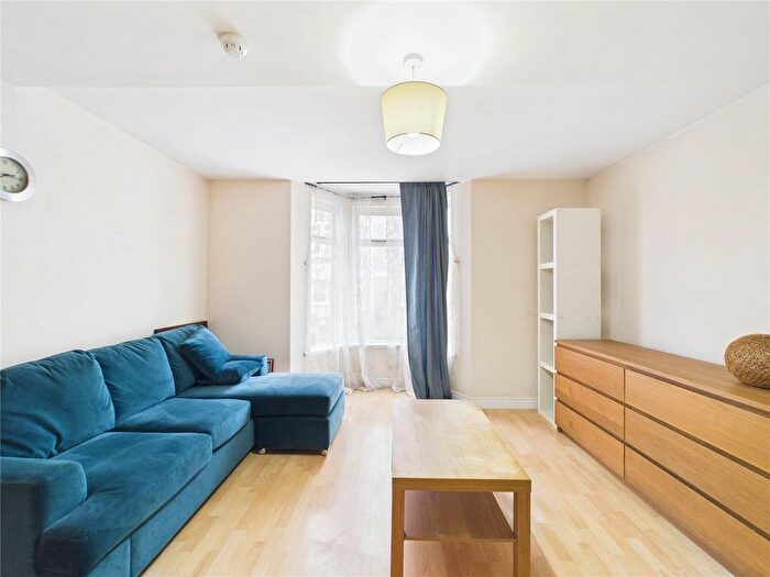 1 Bedroom Flat For Sale In Vauxhall Villas, Bristol, BS3