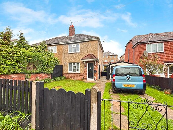2 Bedroom Semi-Detached House For Sale In Laburnum Road, Swaythling, Southampton, SO16