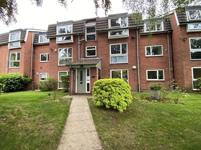 3 Bedroom Flat To Rent In Elmwood Lodge, Parkfield Road South, Didsbury, Manchester, M20
