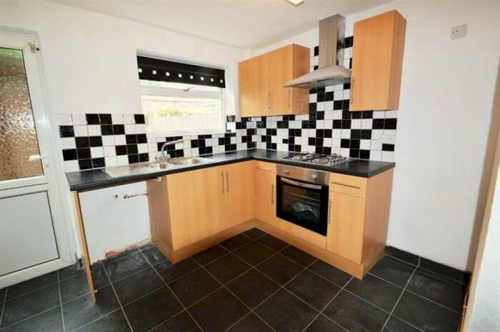 3 Bedroom Detached House To Rent In Read Avenue, Beeston, NG9
