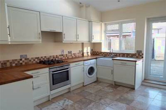 2 Bedroom Cottage To Rent In Church Road, Epsom, KT17