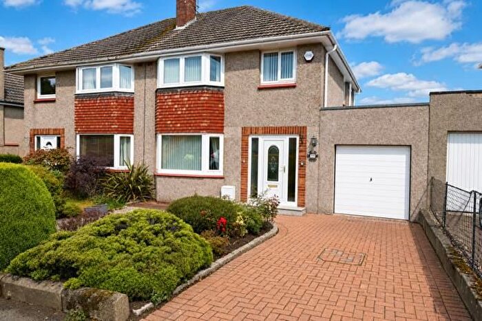 3 Bedroom Semi-Detached House For Sale In Nether Currie Road, Currie, EH14