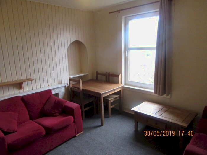 2 Bedroom Flat To Rent In Dens Road, Dundee, DD3