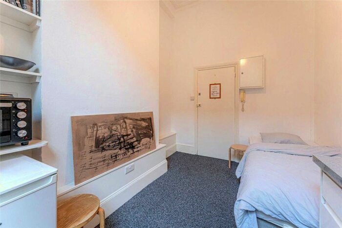 Studio To Rent In Pembridge Villas, Notting Hill, London, W11