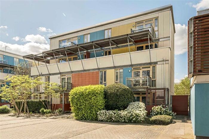 1 Bedroom Flat To Rent In Greenroof Way, London, SE10