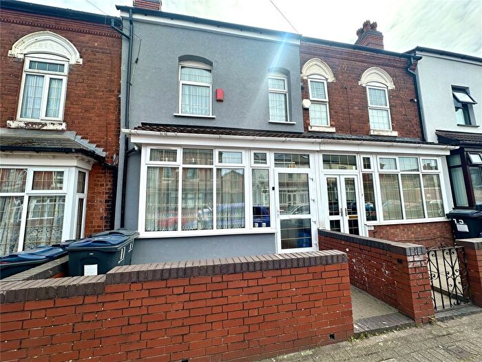 3 Bedroom Terraced House For Sale In Edmund Road, Birmingham, West Midlands, B8