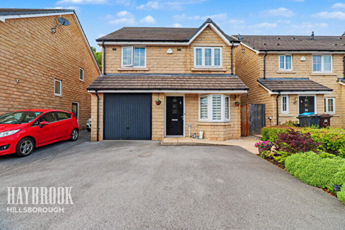 4 Bedroom Detached House For Sale In Samuel Fox Avenue, Sheffield, S36