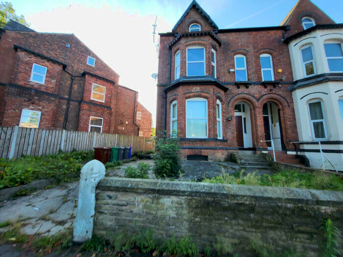 7 Bedroom Semi-Detached House To Rent In Norman Road, Fallowfield, Manchester, M14