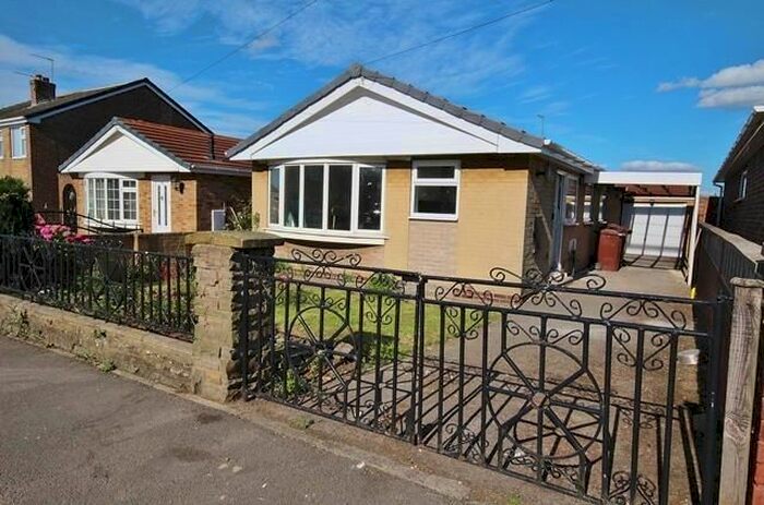 3 Bedroom Bungalow To Rent In Downland Crescent, Knottingley, WF11