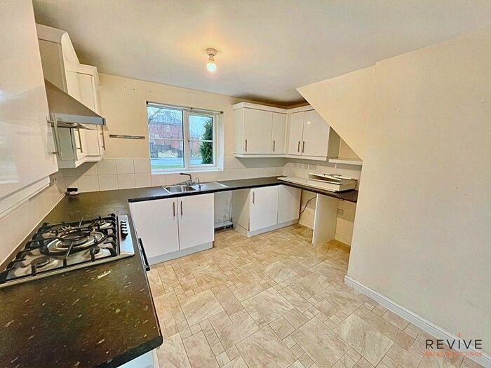 4 Bedroom Detached House To Rent In Plane Avenue, Wigan, WN5