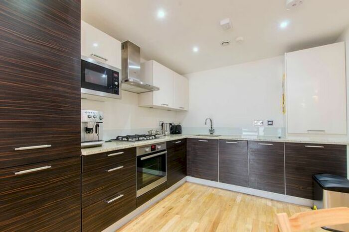 1 Bedroom Flat To Rent In Grange Road, Bermondsey, London, SE1