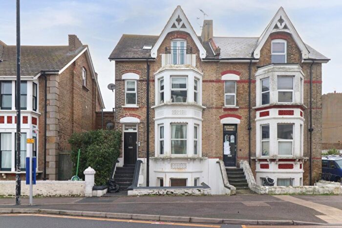 1 Bedroom Flat For Sale In Canterbury Road, Margate, Kent, CT9