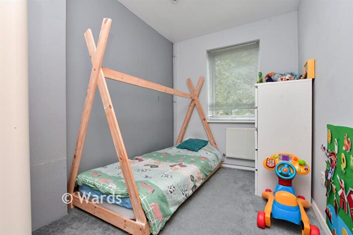 2 Bedroom Apartment For Sale In Park Lane, Birchington, Kent, CT7