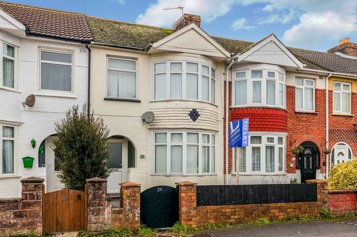 3 Bedroom Terraced House To Rent In Hill Park Road, PO12