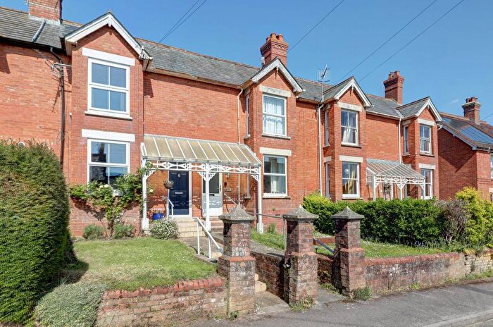 3 Bedroom Property For Sale In Queens Road, Blandford Forum, DT11