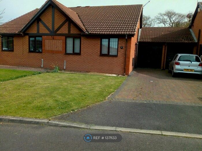 2 Bedroom Bungalow To Rent In Moor Lane, Southport, PR8