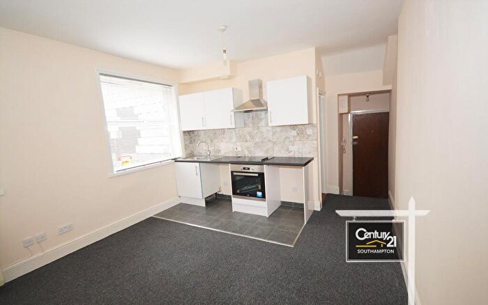 Studio To Rent In |Ref: |, Terminus Terrace, Southampton, SO14